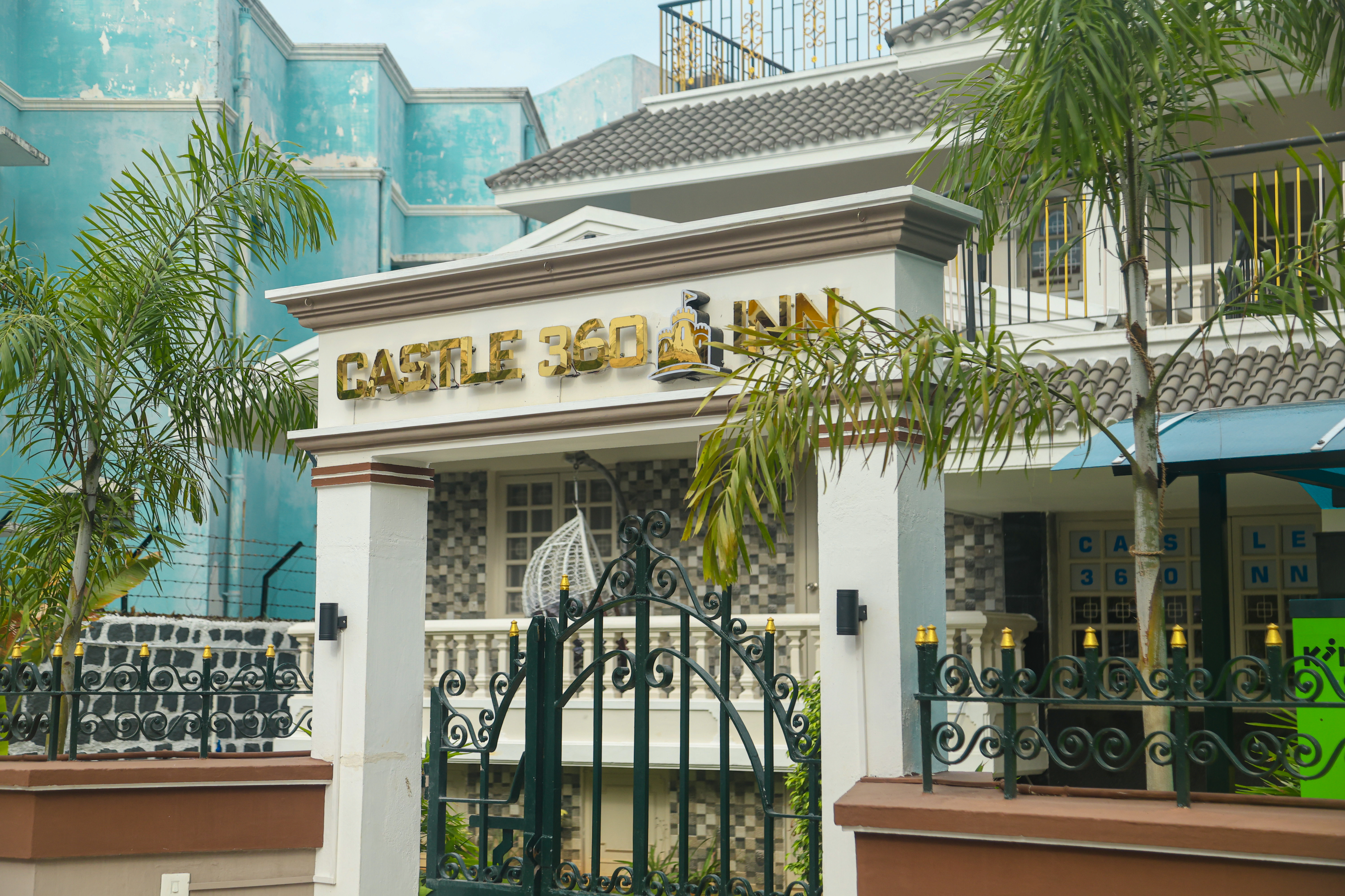Cozy Double Bed - Castle 360 Inn Hotel Rooms in Puducherry