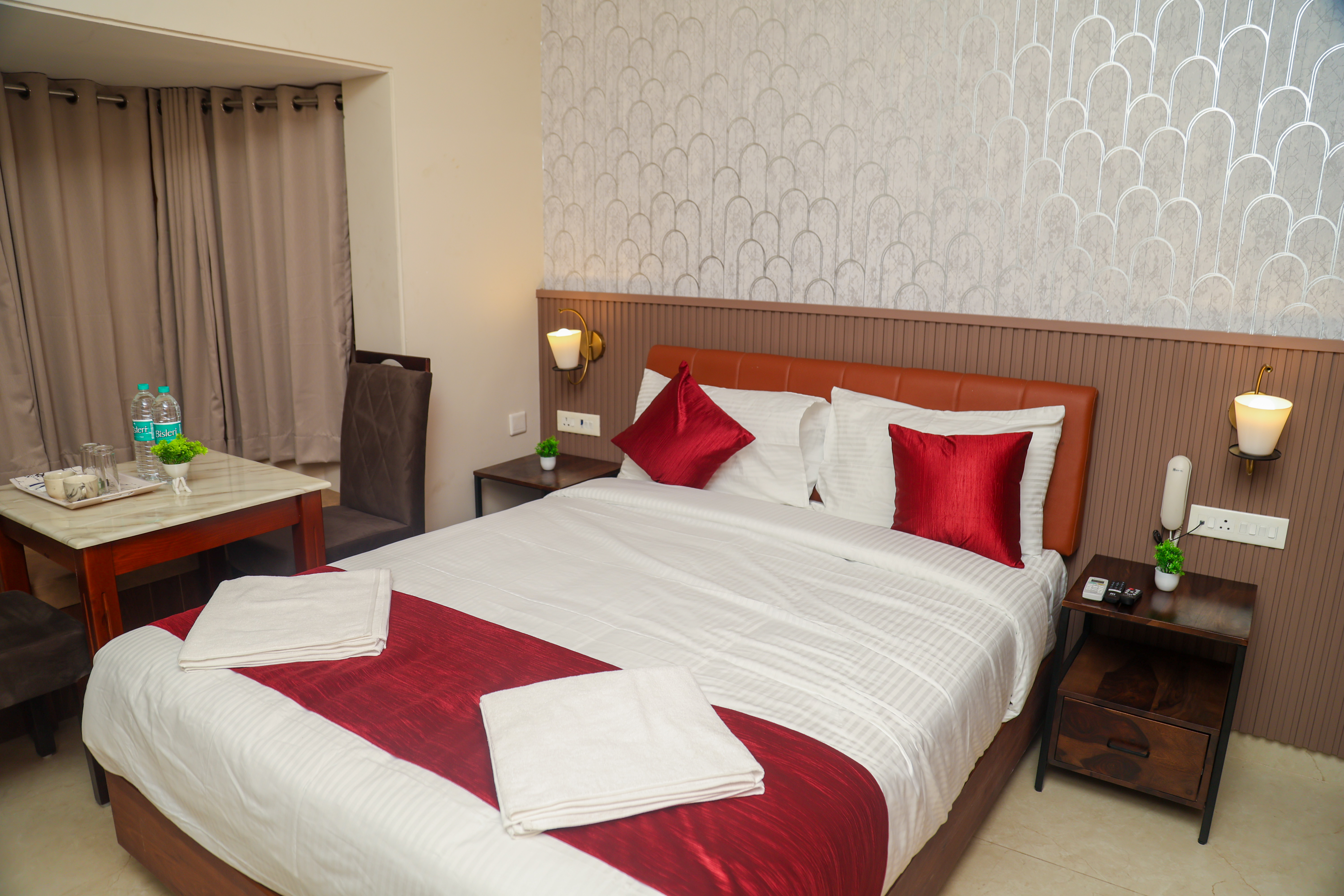 Scenic Double – Budget Hotel Room in Puducherry at Castle 360