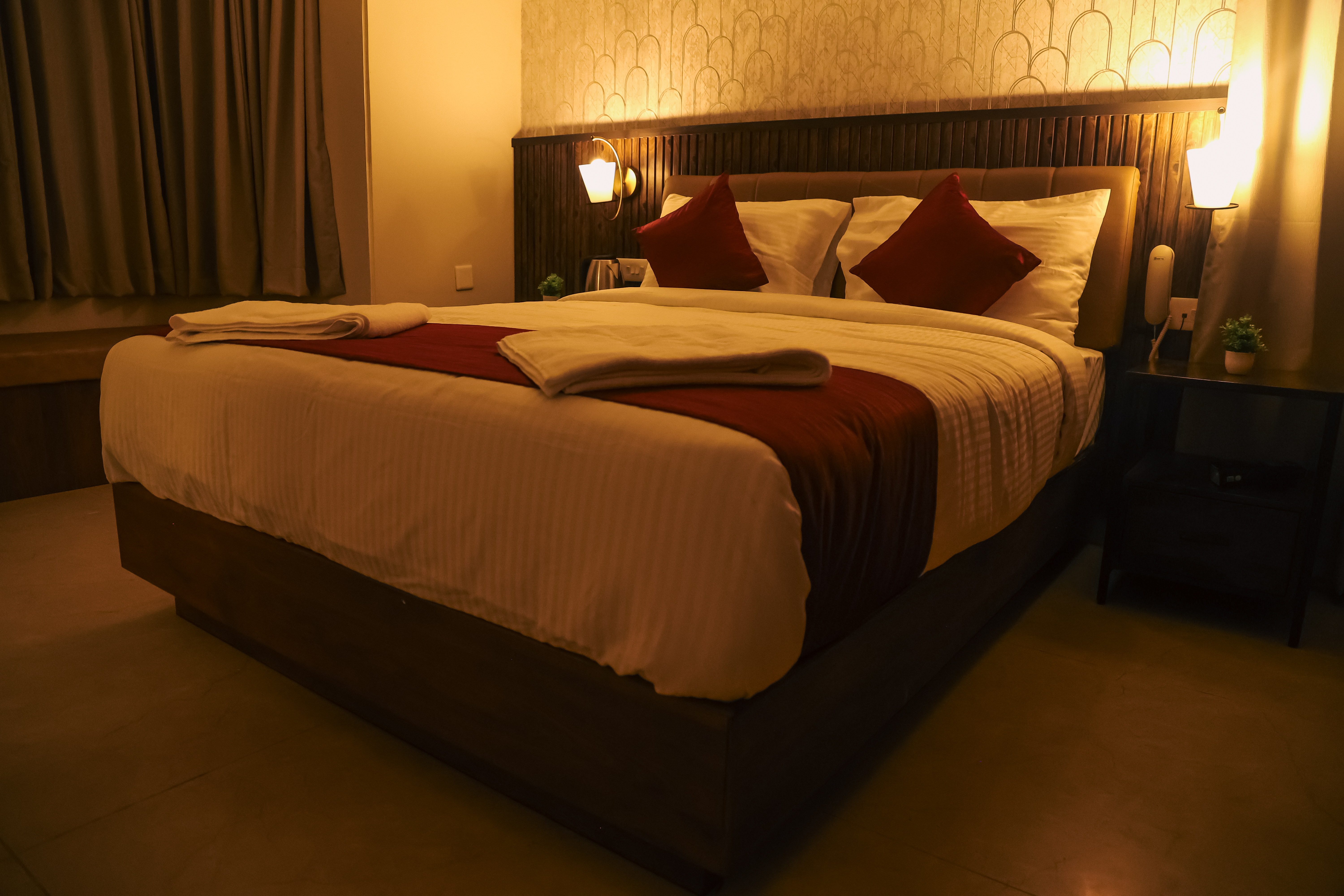 Scenic Double Room room thumbnail view 3